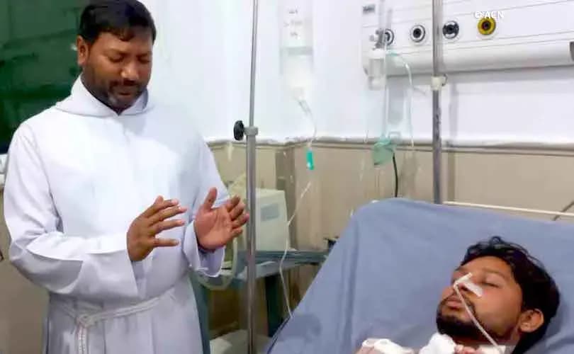 Pakistani Christian brutally stabbed at work after refusing to convert to Islam