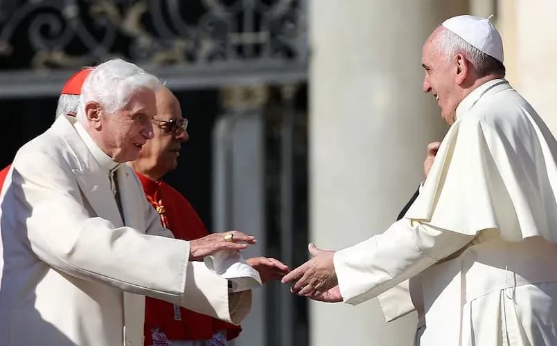 Costa Rican priest claims Francis is a Freemason, not a true pope