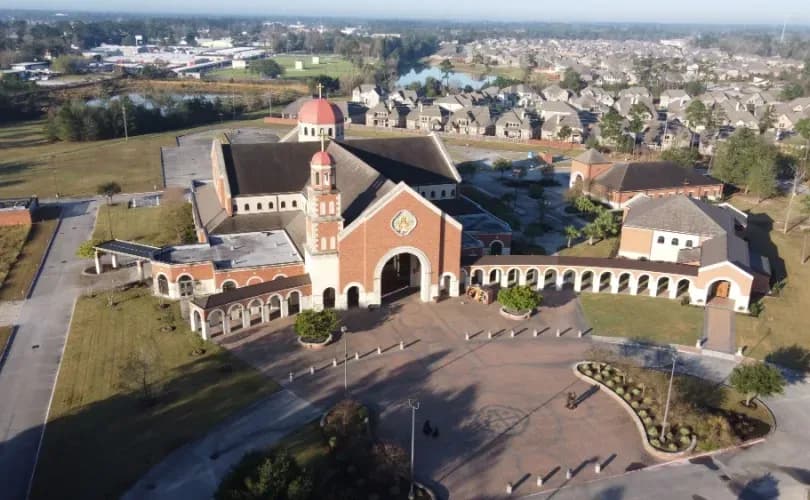 Statues of the Sacred Heart of Jesus, Virgin Mary beheaded at Texas church