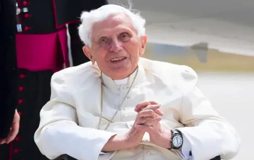 Benedict XVI's own words show that he really did resign the papacy
