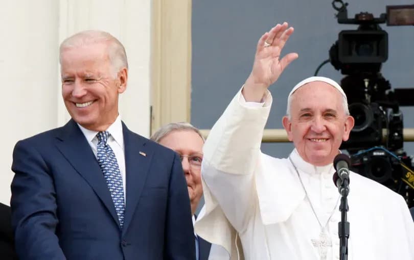 Archbishop Viganò: Biden giving Bergoglio the Medal of Freedom shows us who they both really serve
