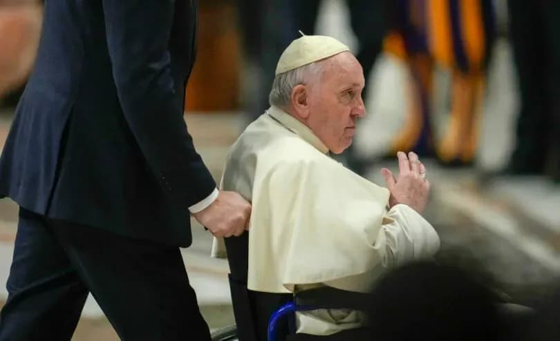 Pope Francis has 'mild kidney failure,' remains in critical condition