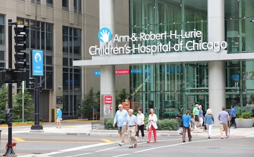 Chicago's largest children's hospital pauses 'gender transition' surgeries for minors