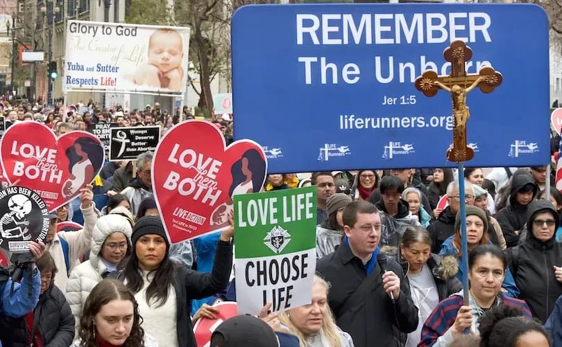 Holy Week is a good time for priests to warn abortion supporters not to receive Communion
