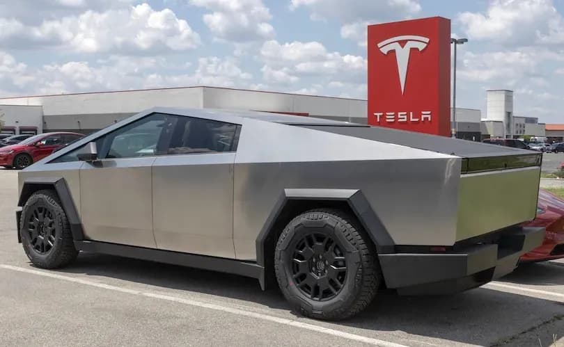 Judge lets Tesla firebombing suspect out of jail for 'gender transitioning'