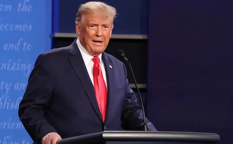 Trump touts executive orders, tells banks not to deplatform conservatives at Davos