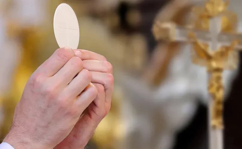Parents have Mass celebrated for seriously ill baby daughter in ICU shortly before death