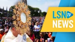 Thumbnail for Historic Eucharistic procession draws thousands at National Congress