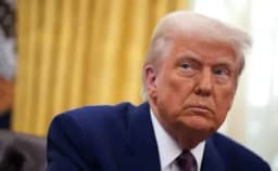 Thumbnail for Notre Dame snubs Trump again, reportedly refuses to invite him for commencement speech