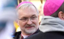 Thumbnail for German bishop resigns 5 years early, citing 'fatigue' over diocesan crises